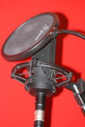 Studijski mikrofon (klikni za prikaz velike slike)